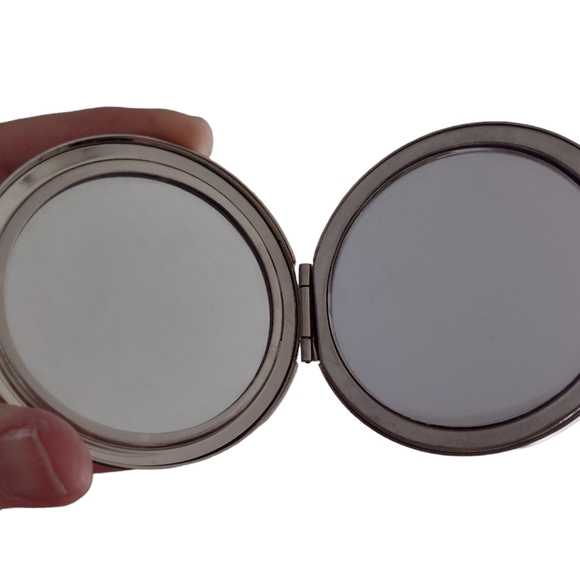 Monet women's  mirror compact. NWOT. Navy with light blue and black jewe… - Picture 10 of 11